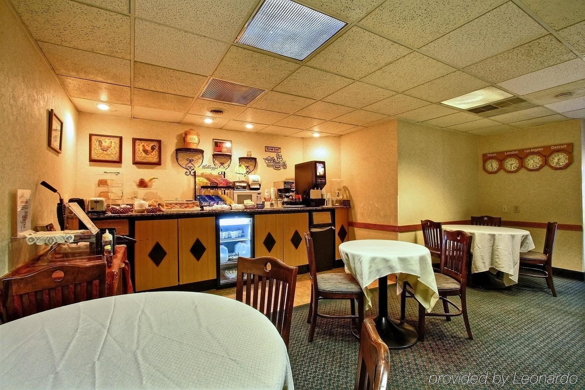 Days Inn & Suites By Wyndham Madison Heights Mi Εστιατόριο φωτογραφία