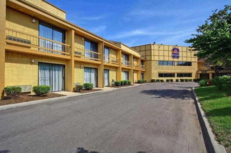 Days Inn & Suites By Wyndham Madison Heights Mi Εξωτερικό φωτογραφία