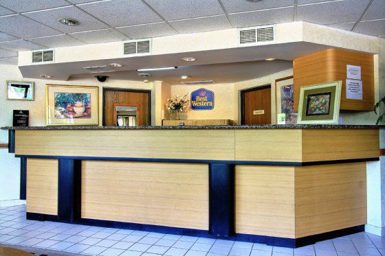 Days Inn & Suites By Wyndham Madison Heights Mi Εσωτερικό φωτογραφία